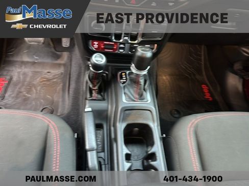 Used 2022 Jeep Wrangler Unlimited Rubicon w/ LED Lighting Group image 15