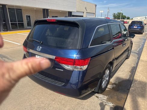 Used 2017 Honda Odyssey SE image 5