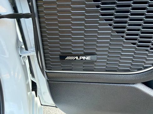 Used 2024 Jeep Grand Cherokee Summit AWD/4WD image 18
