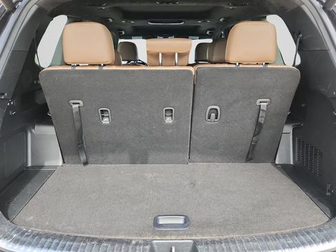 Certified 2022 Kia Telluride SX w/ SX Prestige Package AWD/4WD image 13
