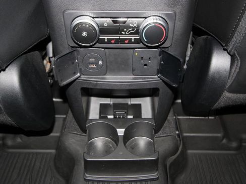 Used 2022 Ford Explorer Limited w/ Equipment Group 301A image 30