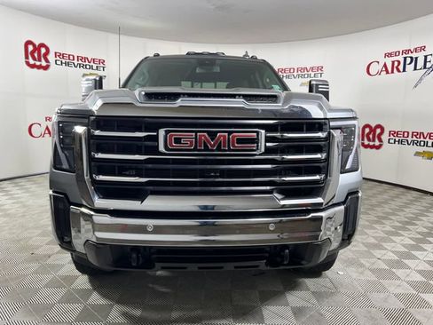 Used 2025 GMC Sierra 2500 SLT AWD/4WD image 2