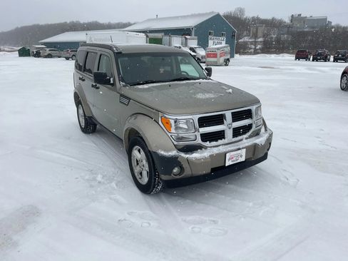 Used 2007 Dodge Nitro SLT image 6