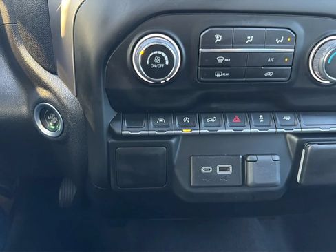 Used 2022 Chevrolet Silverado 1500 Custom RWD image 22