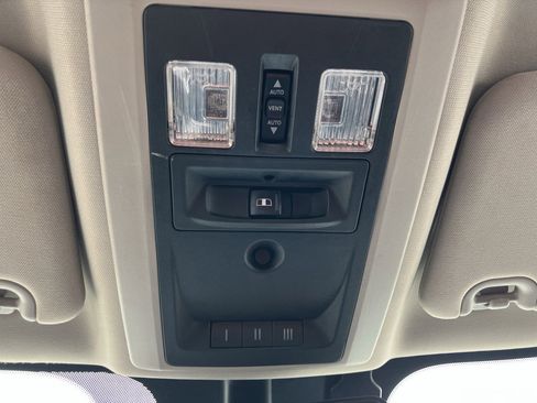 Used 2018 RAM 1500 Sport w/ Convenience Group AWD/4WD image 28