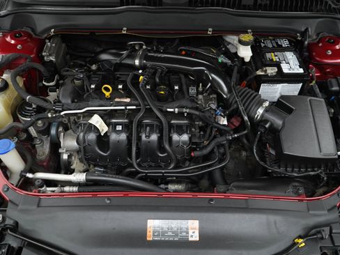 Used 2020 Ford Fusion SE AWD/4WD image 29