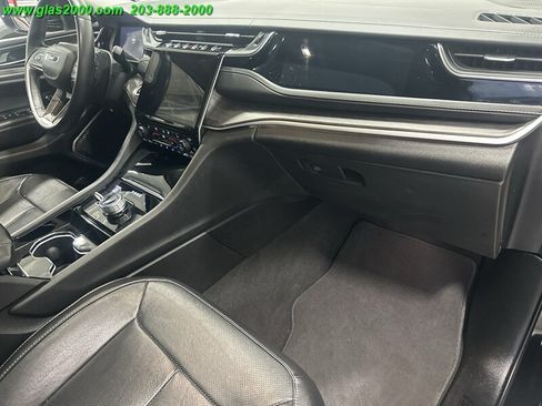 Used 2022 Jeep Grand Cherokee L Limited w/ Luxury Tech Group II AWD/4WD image 5
