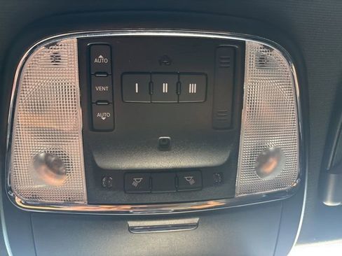 Used 2023 Dodge Charger Scat Pack RWD image 36