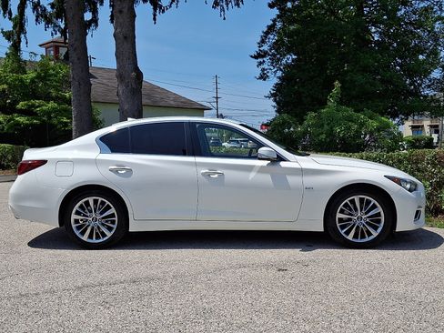 Used 2018 INFINITI Q50 Luxe AWD/4WD image 7
