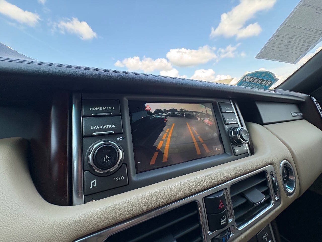 Used 2012 Land Rover Range Rover HSE AWD/4WD image 23