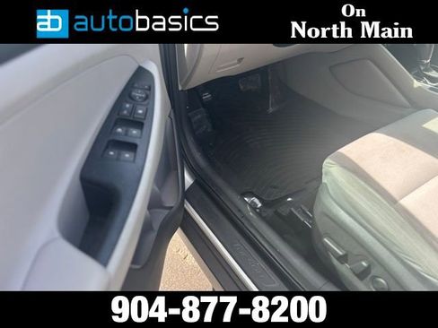 Used 2017 Hyundai Tucson Sport w/ Cargo Package image 19