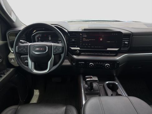 Used 2023 GMC Sierra 1500 SLT image 14