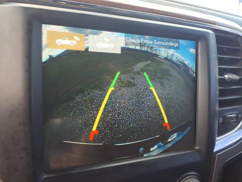 Used 2018 RAM 3500 Laramie image 12