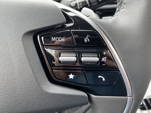 New 2026 Kia Niro EX image 29