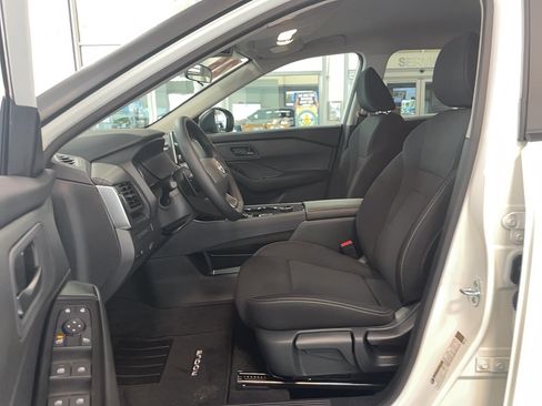 Certified 2026 Nissan Rogue S AWD/4WD image 20