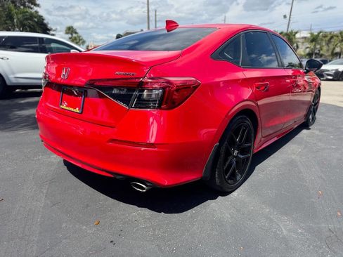 Used 2022 Honda Civic Sport image 9