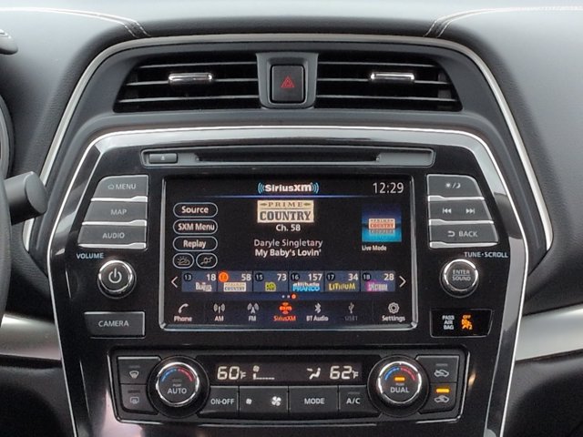 Used 2022 Nissan Maxima SV w/ Floor Mat Group FWD image 18