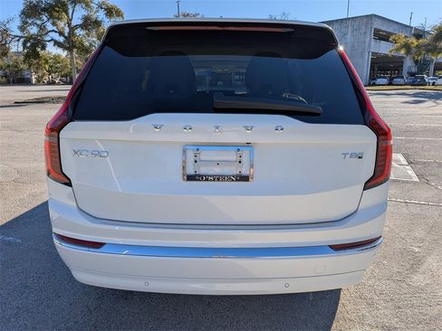 New 2026 Volvo XC90 T8 Ultra w/ Protection Package Premier image 12