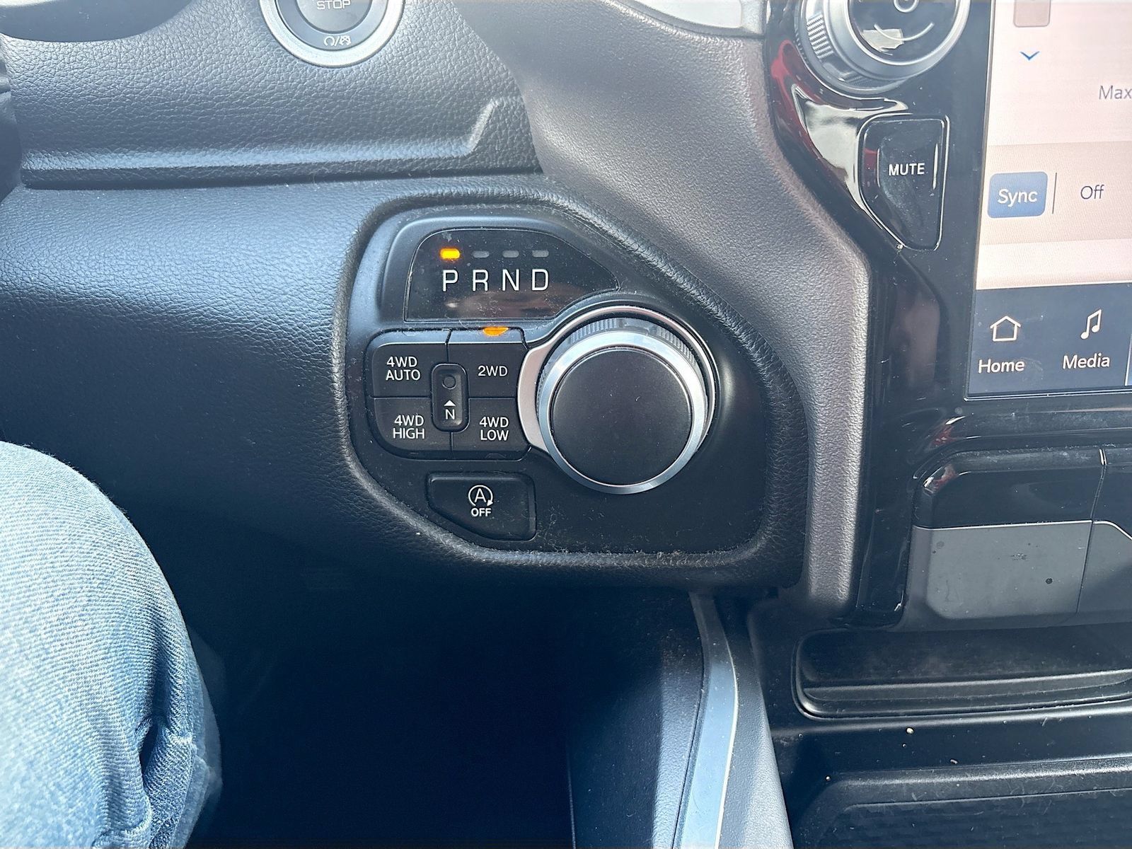 Used 2023 RAM 1500 Lone Star AWD/4WD image 17