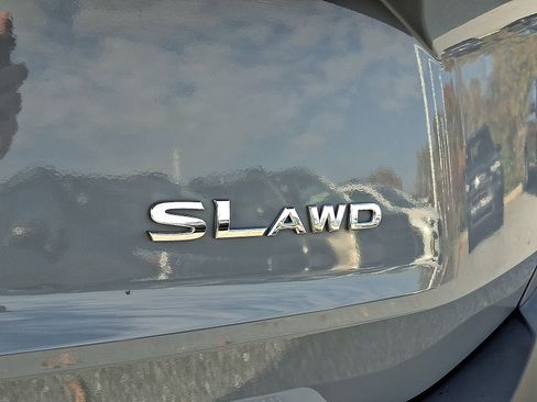 Used 2023 Nissan Rogue SL w/ SL Premium Package image 30