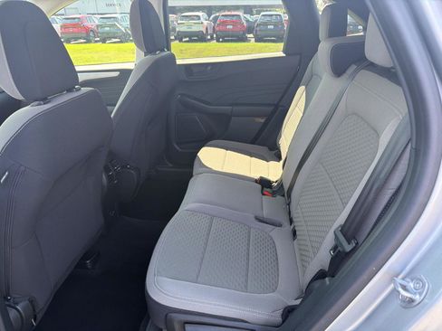 Used 2022 Ford Escape SE w/ Cold Weather Package FWD image 10
