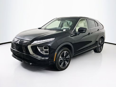 Used 2025 Mitsubishi Eclipse Cross SE image 3