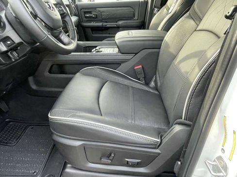 New 2025 RAM 2500 Limited image 7