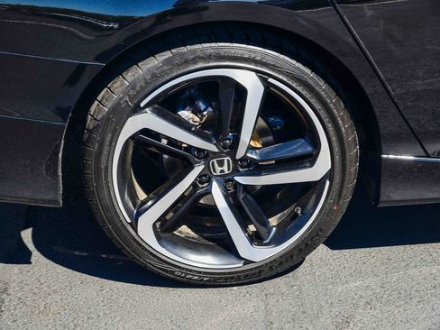 Used 2020 Honda Accord Sport image 9
