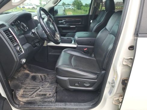 Used 2016 RAM 2500 Laramie w/ Convenience Group AWD/4WD image 13