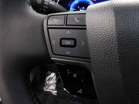 Used 2025 Toyota Camry XSE image 21