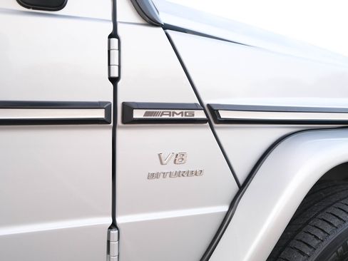 Used 2014 Mercedes-Benz G 63 AMG 4MATIC image 33