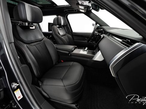 Used 2024 Land Rover Range Rover SV image 44