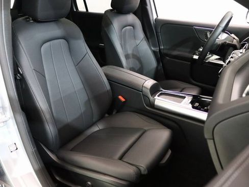 Certified 2025 Mercedes-Benz GLA 250 4MATIC image 19