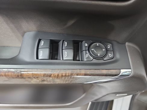 Certified 2020 GMC Sierra 1500 Denali w/ Denali Ultimate Package AWD/4WD image 33