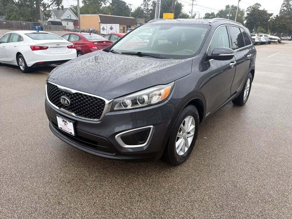Used 2016 Kia Sorento AWD image 4