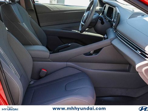 New 2025 Hyundai Elantra Sport FWD image 14