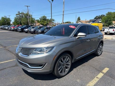Used 2016 Lincoln MKX Reserve AWD/4WD image 3