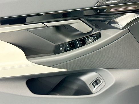 New 2026 BMW 530i w/ M Sport Package image 22