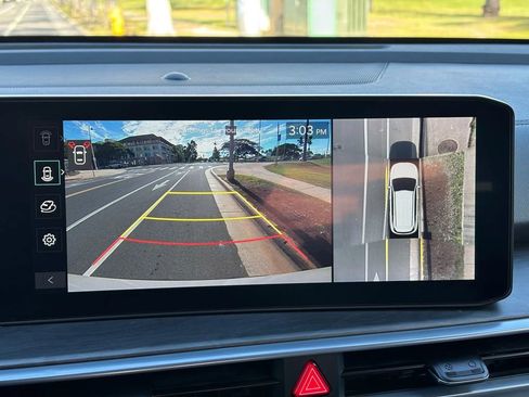 Used 2024 Kia Sorento SX image 19