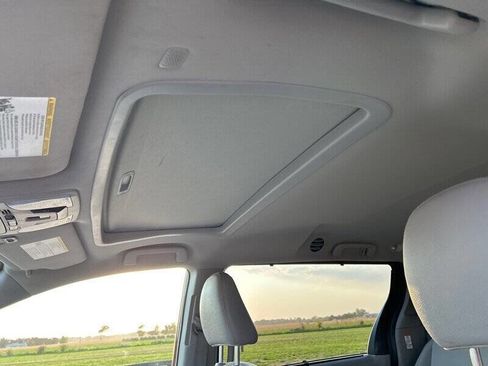 Used 2020 Toyota Sienna XLE 7 Passenger AWD 4dr Mini V image 12