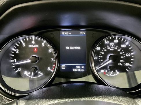 Used 2019 Nissan Rogue SL AWD/4WD image 17
