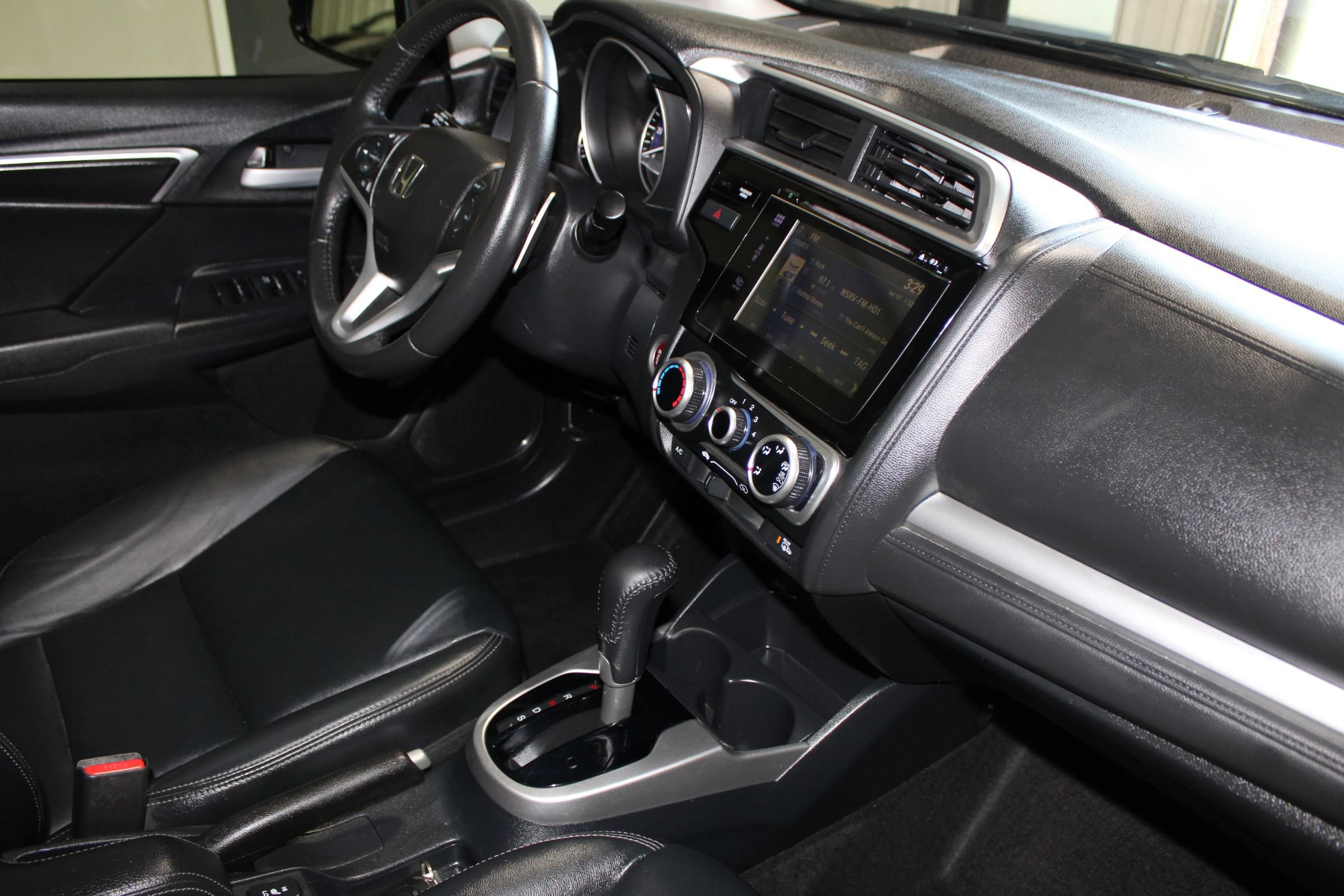 Used 2017 Honda Fit EX-L image 33