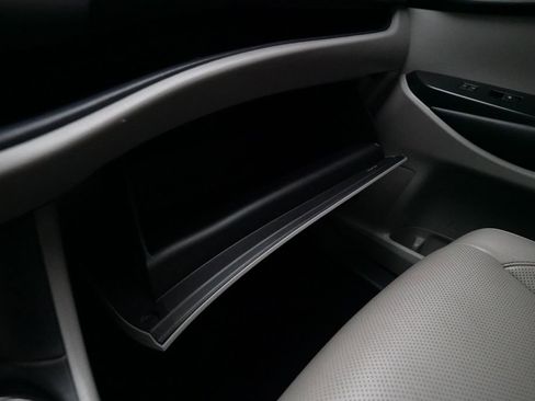 Used 2018 Toyota Highlander Limited Platinum image 30