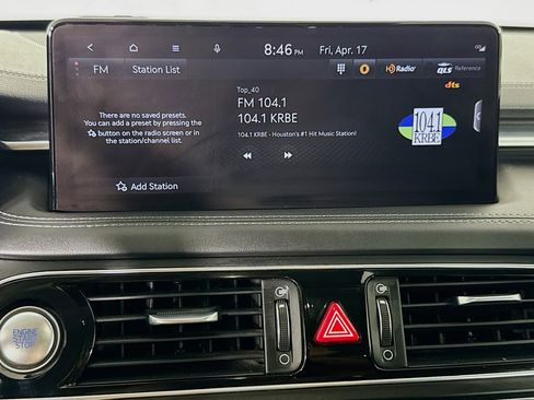 Used 2022 Genesis G70 2.0T w/ Prestige Package image 17