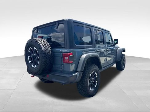 Used 2026 Jeep Wrangler Unlimited Rubicon AWD/4WD image 12