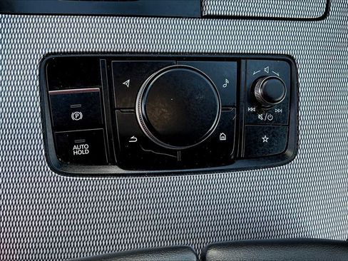 Used 2024 MAZDA CX-90 Plug-In Hybrid w/ Premium Plus image 33