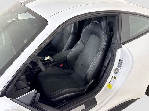 Used 2025 Porsche 911 GT3 w/ Chrono Package RWD image 14