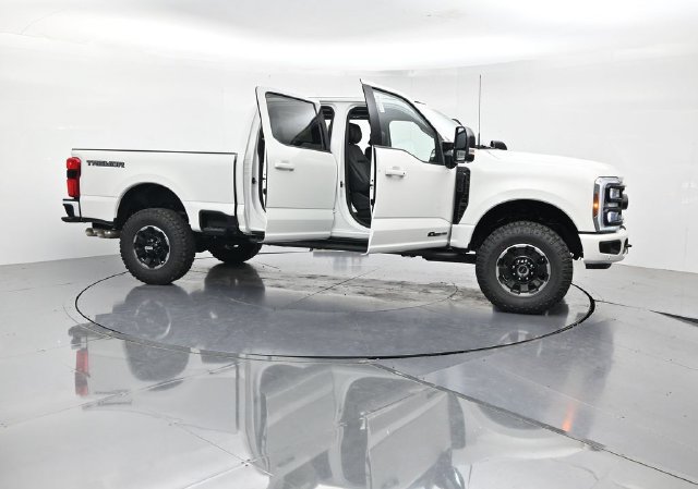 New 2026 Ford F350 Lariat w/ Tremor Off-Road Package AWD/4WD image 57