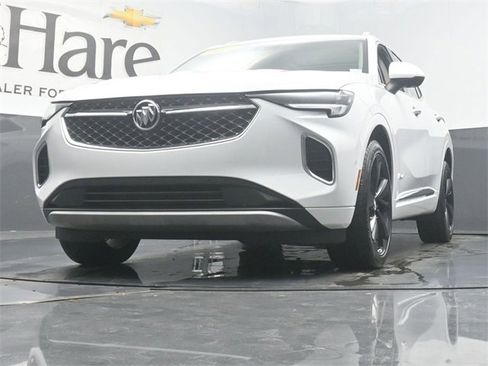 Used 2022 Buick Envision Avenir w/ Technology Package II image 4