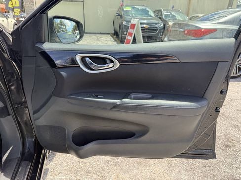 Used 2016 Nissan Sentra SV FWD image 26